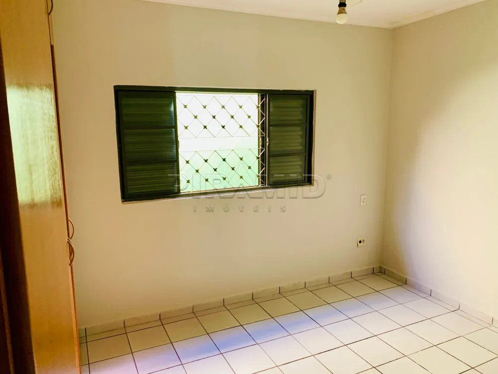 Alugar Casa / Padr&atilde;o em Ribeir&atilde;o Preto R$ 1.300,00 - Foto 4