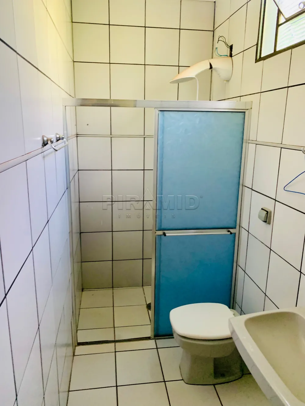 Alugar Casa / Padr&atilde;o em Ribeir&atilde;o Preto R$ 1.300,00 - Foto 6