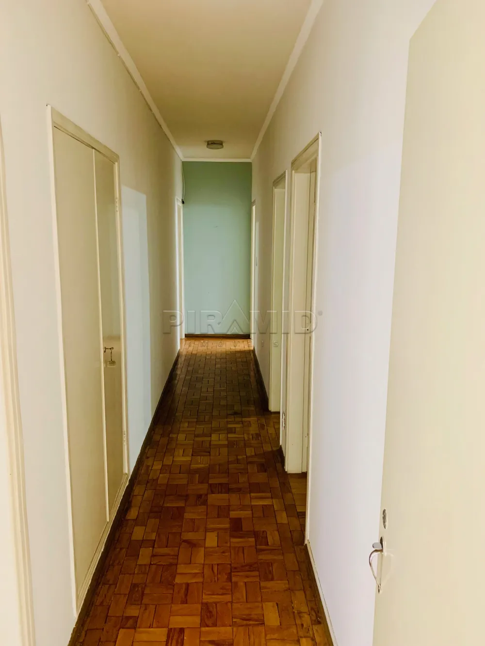 Alugar Apartamento / Padr&atilde;o em Ribeir&atilde;o Preto R$ 1.300,00 - Foto 3