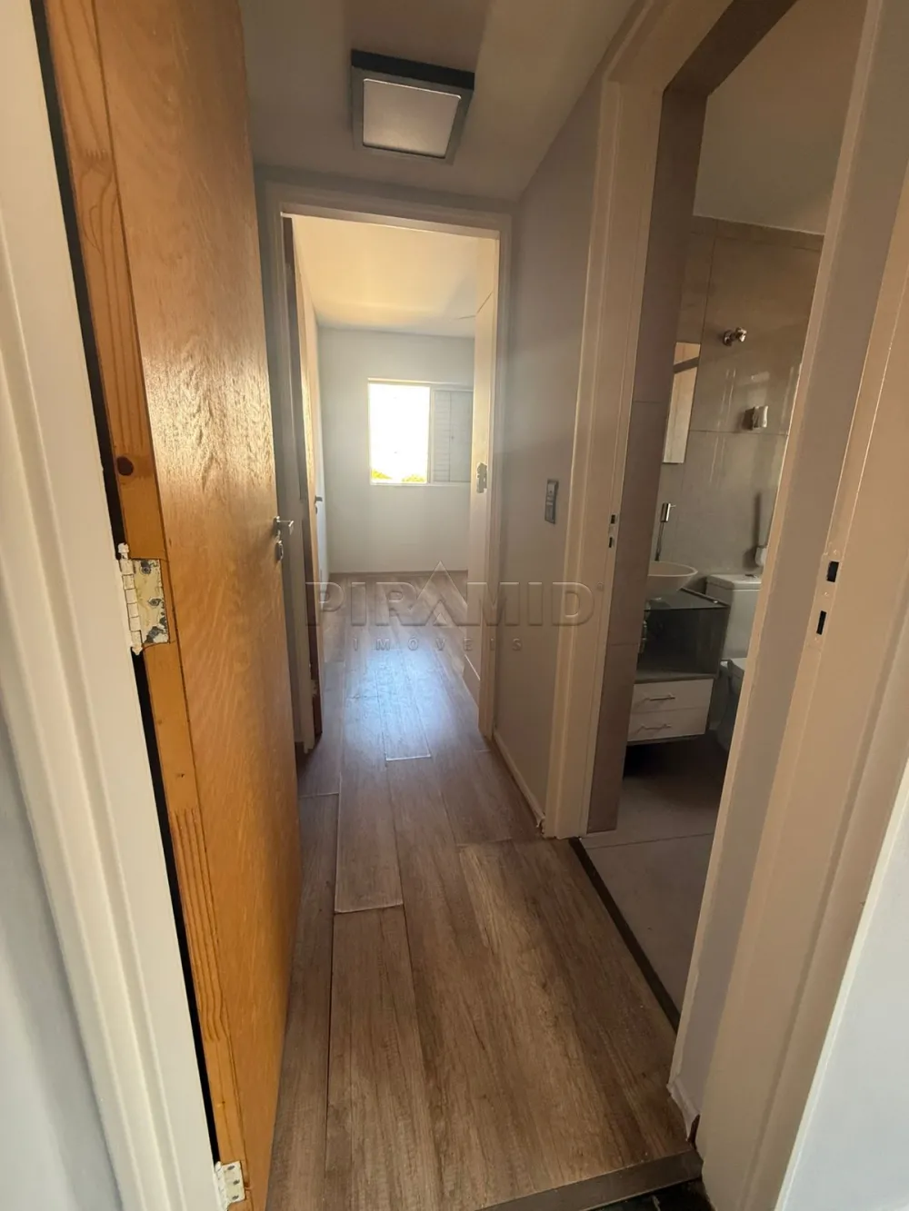 Alugar Apartamento / Padr&atilde;o em Ribeir&atilde;o Preto R$ 1.200,00 - Foto 7