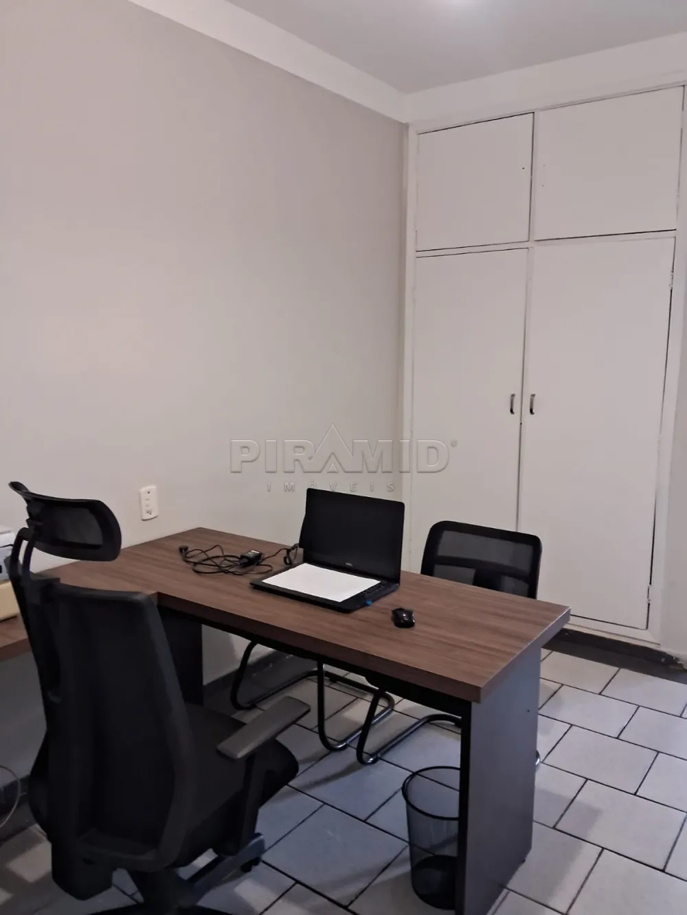 Alugar Casa / Padr&atilde;o em Ribeir&atilde;o Preto R$ 1.500,00 - Foto 18