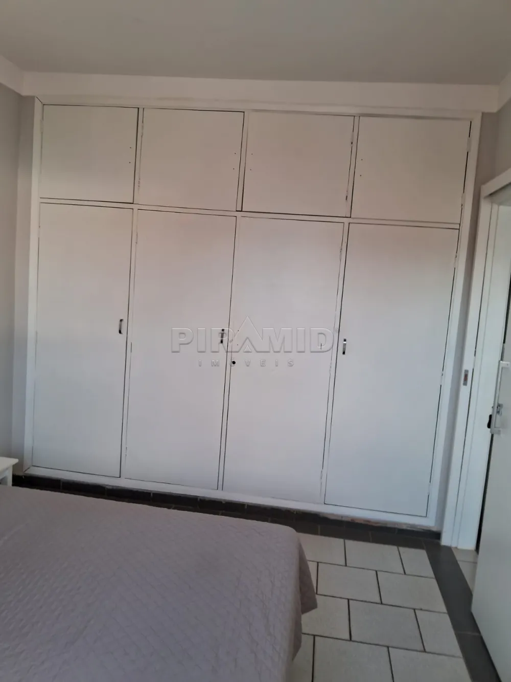 Alugar Casa / Padr&atilde;o em Ribeir&atilde;o Preto R$ 1.500,00 - Foto 20