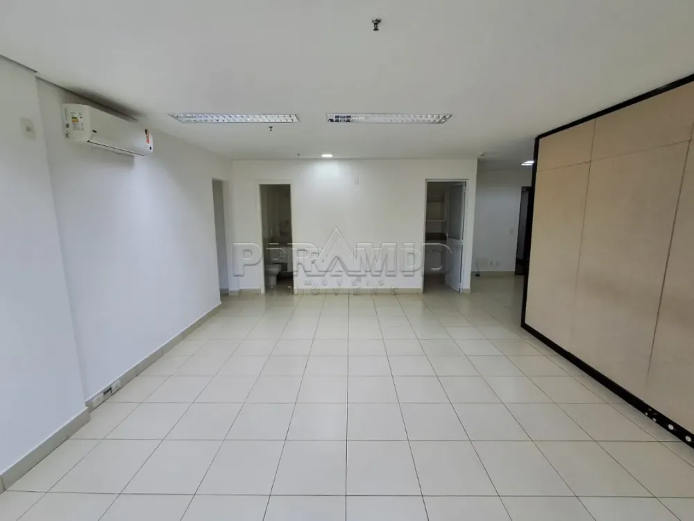 Alugar Comercial / Sala em Ribeir&atilde;o Preto R$ 7.500,00 - Foto 4