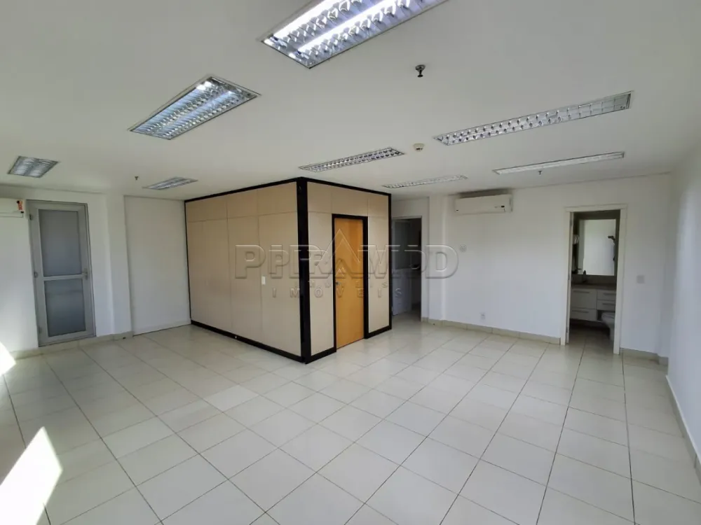 Alugar Comercial / Sala em Ribeir&atilde;o Preto R$ 7.500,00 - Foto 11