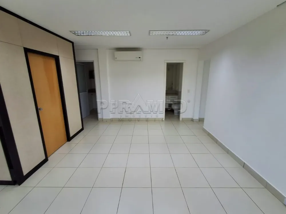 Alugar Comercial / Sala em Ribeir&atilde;o Preto R$ 7.500,00 - Foto 12