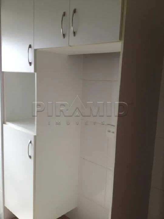 Alugar Apartamento / Padr&atilde;o em Ribeir&atilde;o Preto R$ 1.300,00 - Foto 5