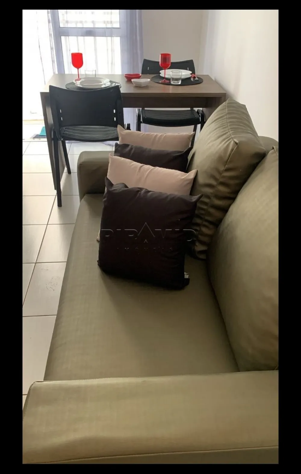 Alugar Apartamento / Padr&atilde;o em Ribeir&atilde;o Preto R$ 1.650,00 - Foto 2