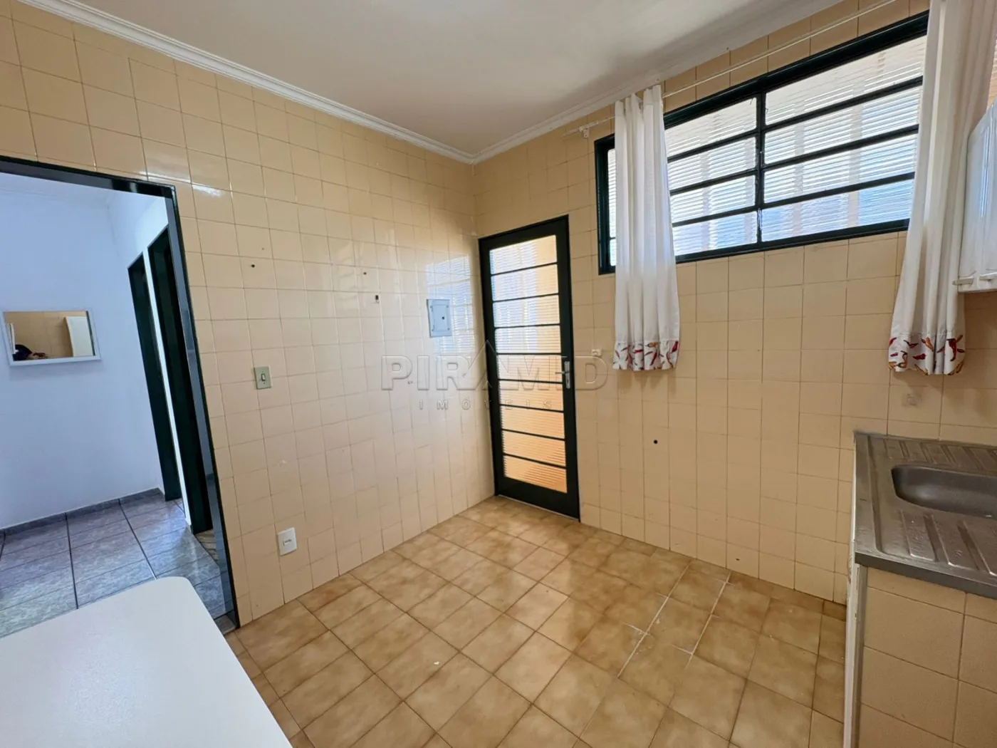 Alugar Apartamento / Padr&atilde;o em Ribeir&atilde;o Preto R$ 1.500,00 - Foto 8