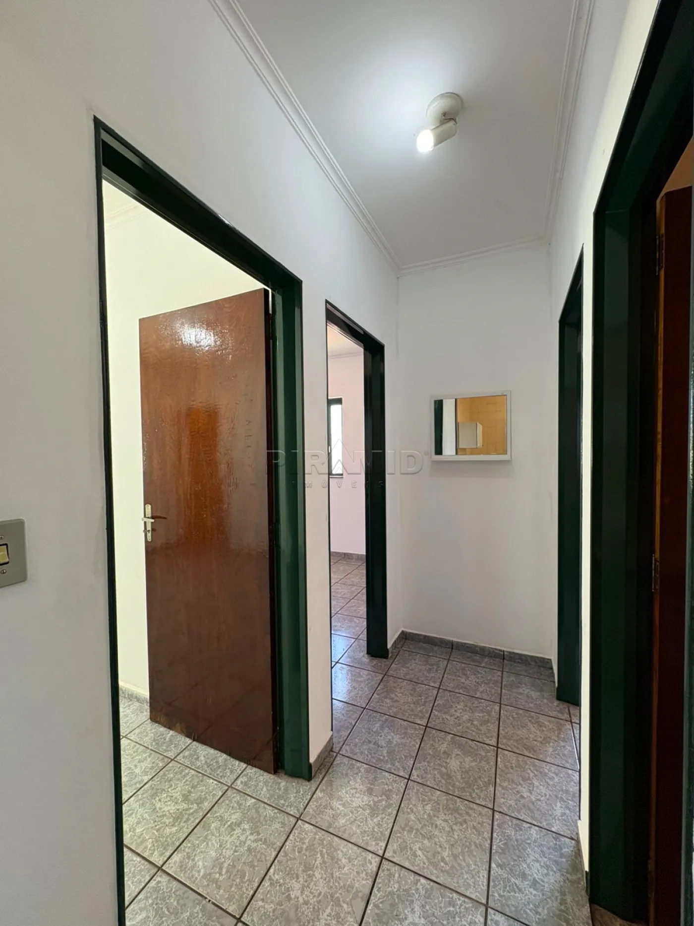 Alugar Apartamento / Padr&atilde;o em Ribeir&atilde;o Preto R$ 1.500,00 - Foto 11