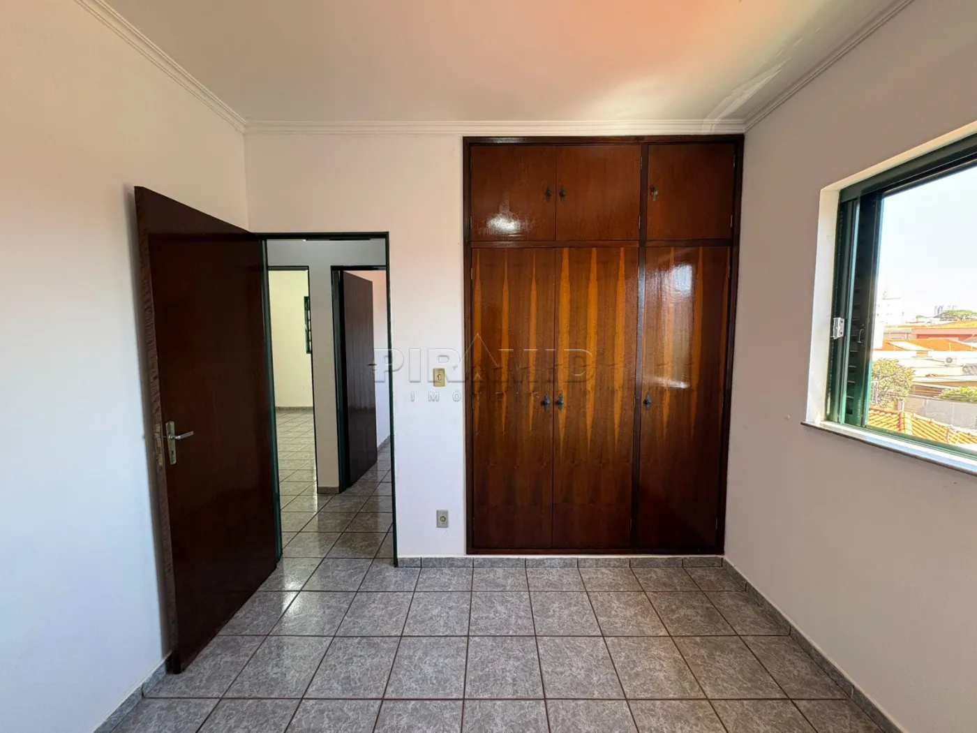 Alugar Apartamento / Padr&atilde;o em Ribeir&atilde;o Preto R$ 1.500,00 - Foto 18