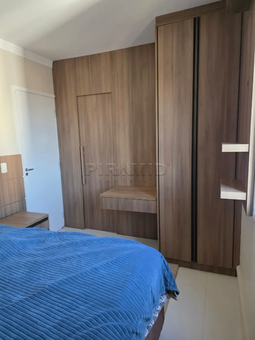 Alugar Apartamento / Padr&atilde;o em Ribeir&atilde;o Preto R$ 1.550,00 - Foto 17