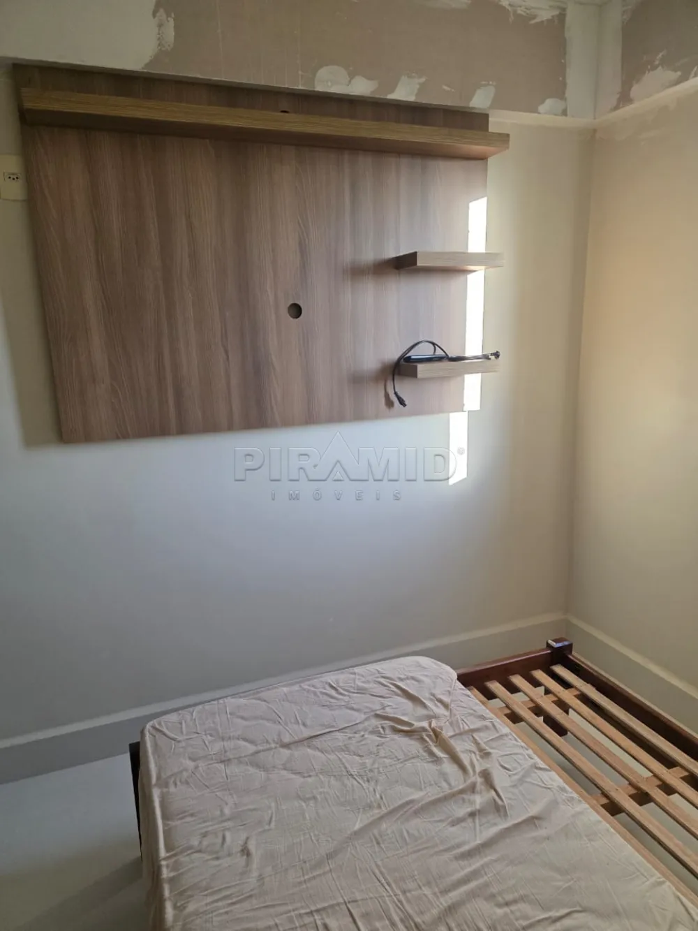 Alugar Apartamento / Padr&atilde;o em Ribeir&atilde;o Preto R$ 1.550,00 - Foto 13
