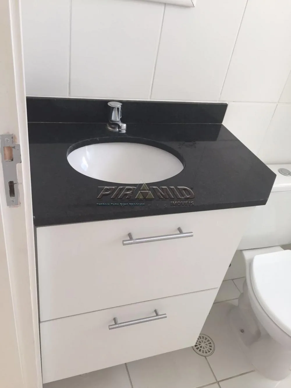 Alugar Apartamento / Padr&atilde;o em Ribeir&atilde;o Preto R$ 1.750,00 - Foto 7