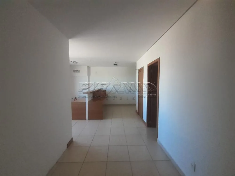 Alugar Comercial / Sala em Ribeir&atilde;o Preto R$ 1.650,00 - Foto 4