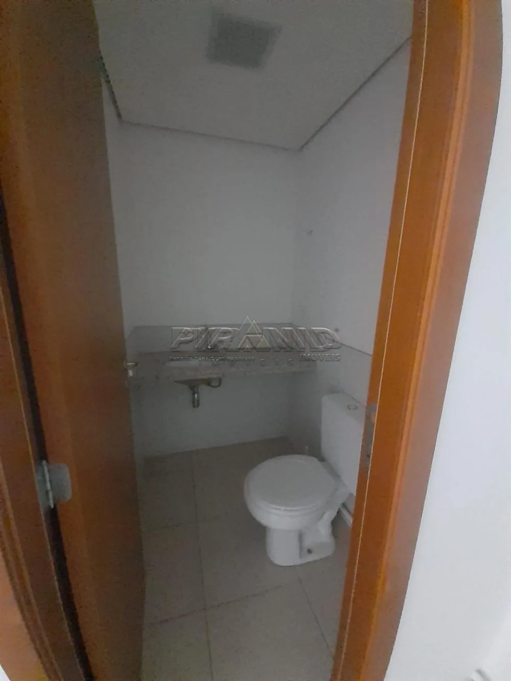Alugar Comercial / Sala em Ribeir&atilde;o Preto R$ 1.650,00 - Foto 6