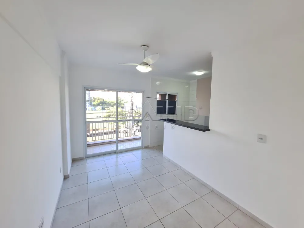 Alugar Apartamento / Padr&atilde;o em Ribeir&atilde;o Preto R$ 1.550,00 - Foto 2
