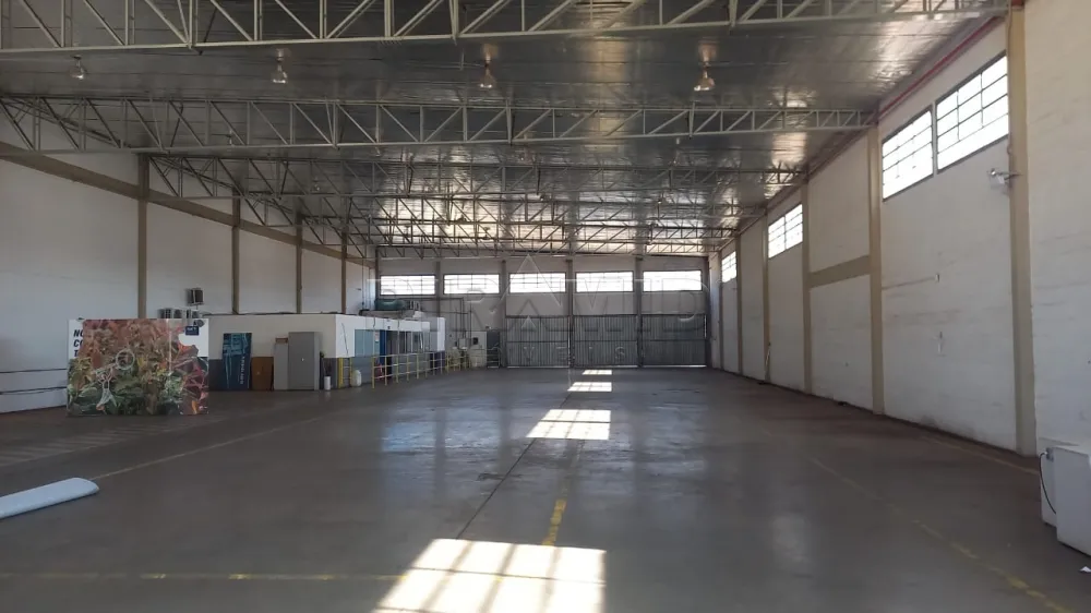 Alugar Comercial / Galp&atilde;o  Barrac&atilde;o em Ribeir&atilde;o Preto R$ 35.000,00 - Foto 13