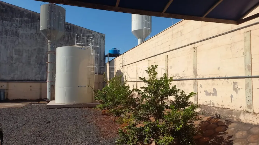 Alugar Comercial / Galp&atilde;o  Barrac&atilde;o em Ribeir&atilde;o Preto R$ 35.000,00 - Foto 32