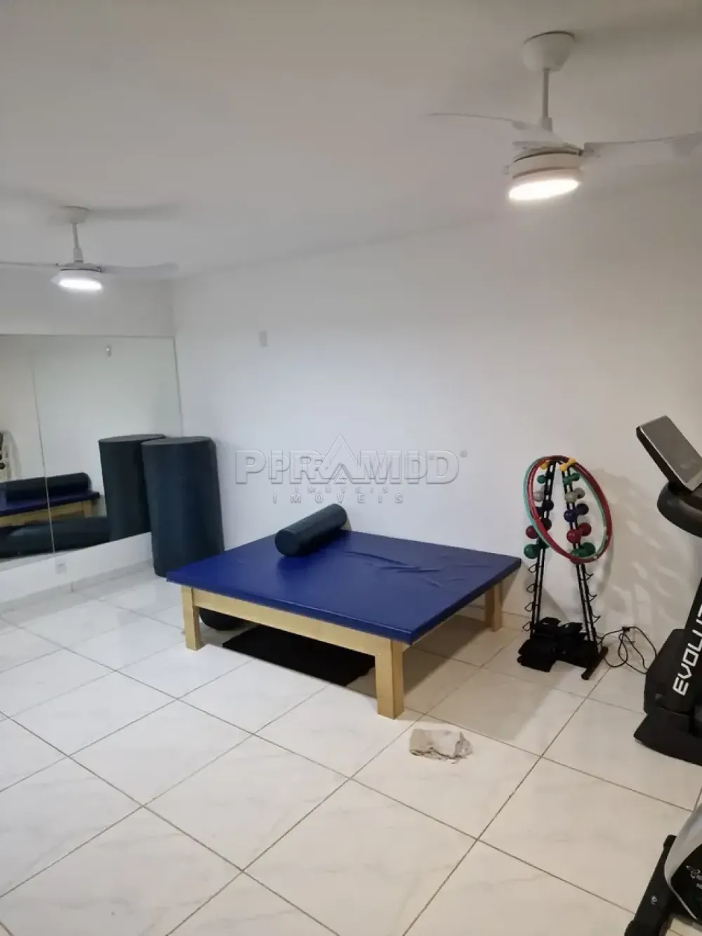 Alugar Casa / Padr&atilde;o em Ribeir&atilde;o Preto R$ 13.000,00 - Foto 8