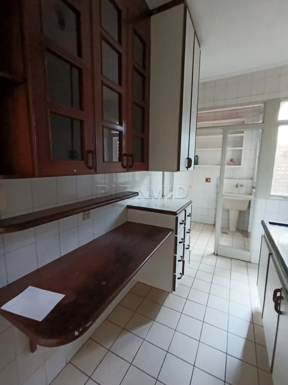 Alugar Apartamento / Padr&atilde;o em Ribeir&atilde;o Preto R$ 1.200,00 - Foto 14