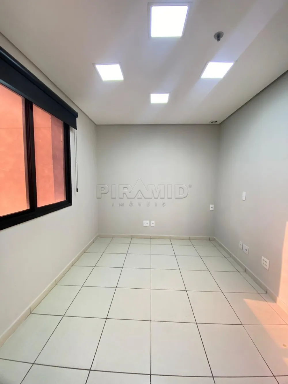 Alugar Comercial / Sala em Ribeir&atilde;o Preto R$ 3.700,00 - Foto 8