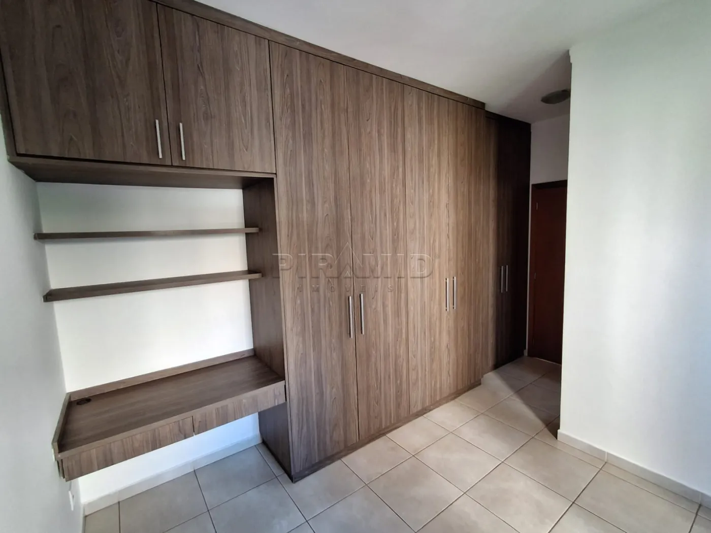 Alugar Apartamento / Padr&atilde;o em Ribeir&atilde;o Preto R$ 1.300,00 - Foto 7