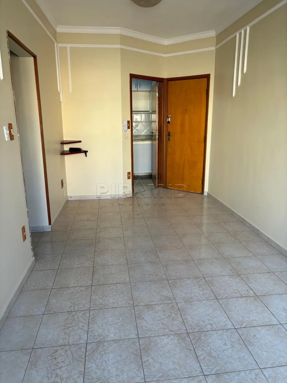 Alugar Apartamento / Padr&atilde;o em Ribeir&atilde;o Preto R$ 1.300,00 - Foto 2