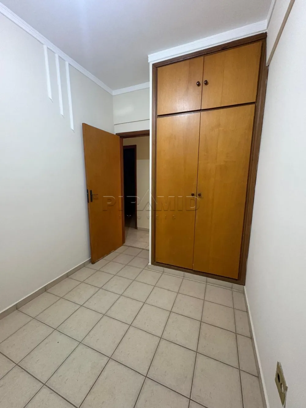 Alugar Apartamento / Padr&atilde;o em Ribeir&atilde;o Preto R$ 1.300,00 - Foto 14