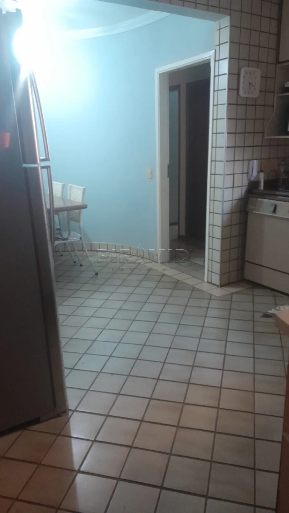 Alugar Apartamento / Padr&atilde;o em Ribeir&atilde;o Preto R$ 1.800,00 - Foto 18