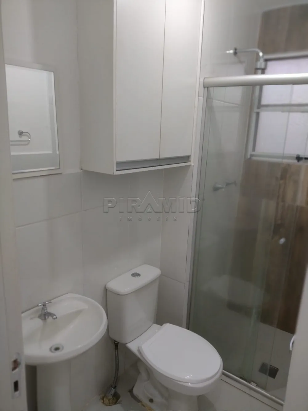 Alugar Apartamento / Padr&atilde;o em Ribeir&atilde;o Preto R$ 1.200,00 - Foto 9
