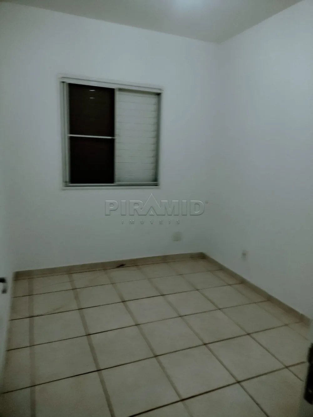 Alugar Apartamento / Padr&atilde;o em Ribeir&atilde;o Preto R$ 1.200,00 - Foto 11