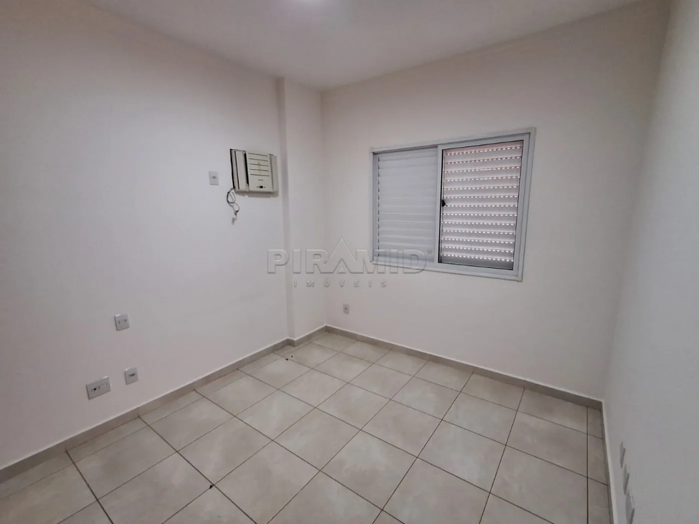 Alugar Apartamento / Padr&atilde;o em Ribeir&atilde;o Preto R$ 1.900,00 - Foto 4