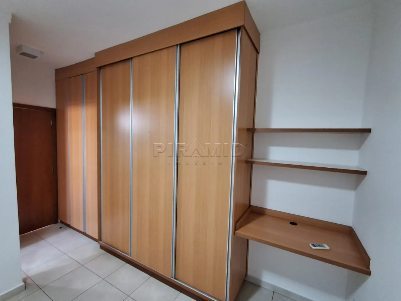 Alugar Apartamento / Padr&atilde;o em Ribeir&atilde;o Preto R$ 1.900,00 - Foto 6