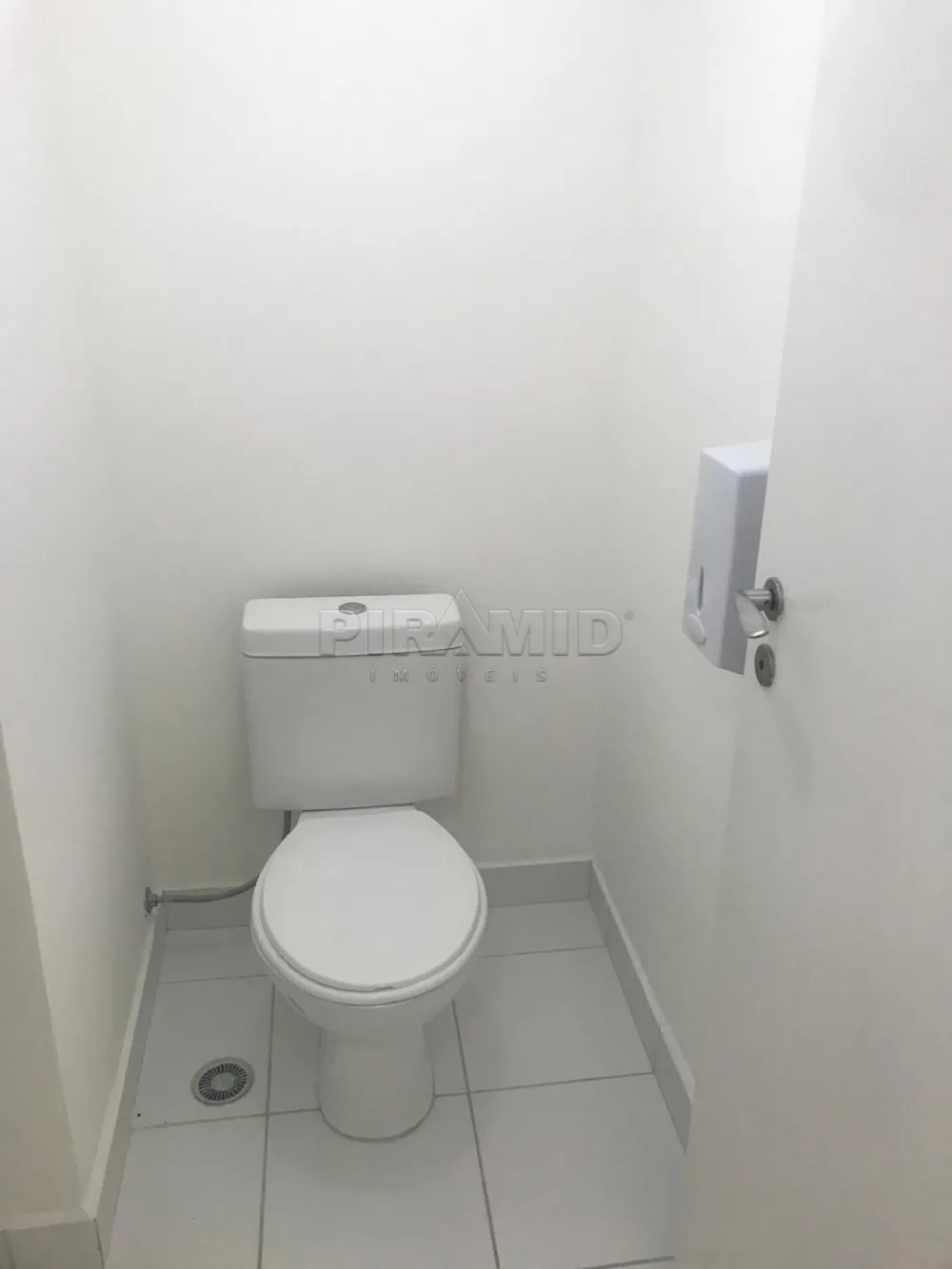 Alugar Comercial / Sala em Ribeir&atilde;o Preto R$ 1.300,00 - Foto 8