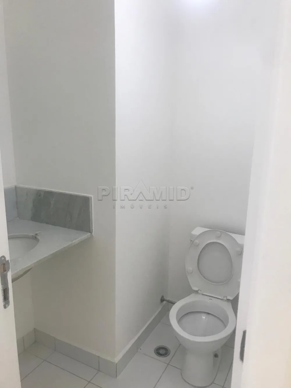 Alugar Comercial / Sala em Ribeir&atilde;o Preto R$ 1.300,00 - Foto 7