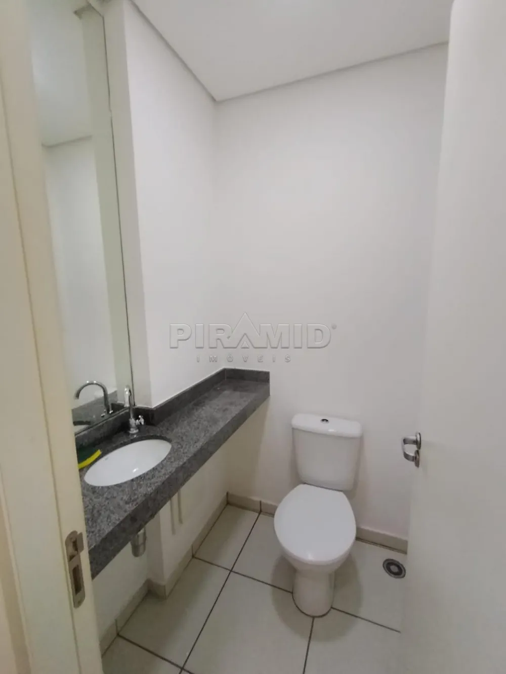 Alugar Comercial / Sala em Ribeir&atilde;o Preto R$ 1.700,00 - Foto 4
