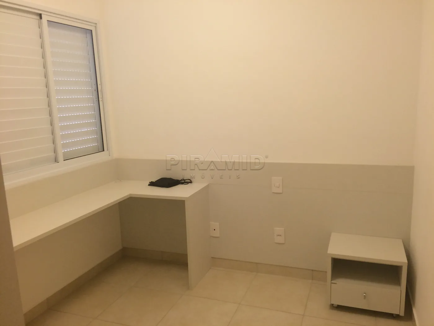 Alugar Apartamento / Padr&atilde;o em Ribeir&atilde;o Preto R$ 4.300,00 - Foto 7