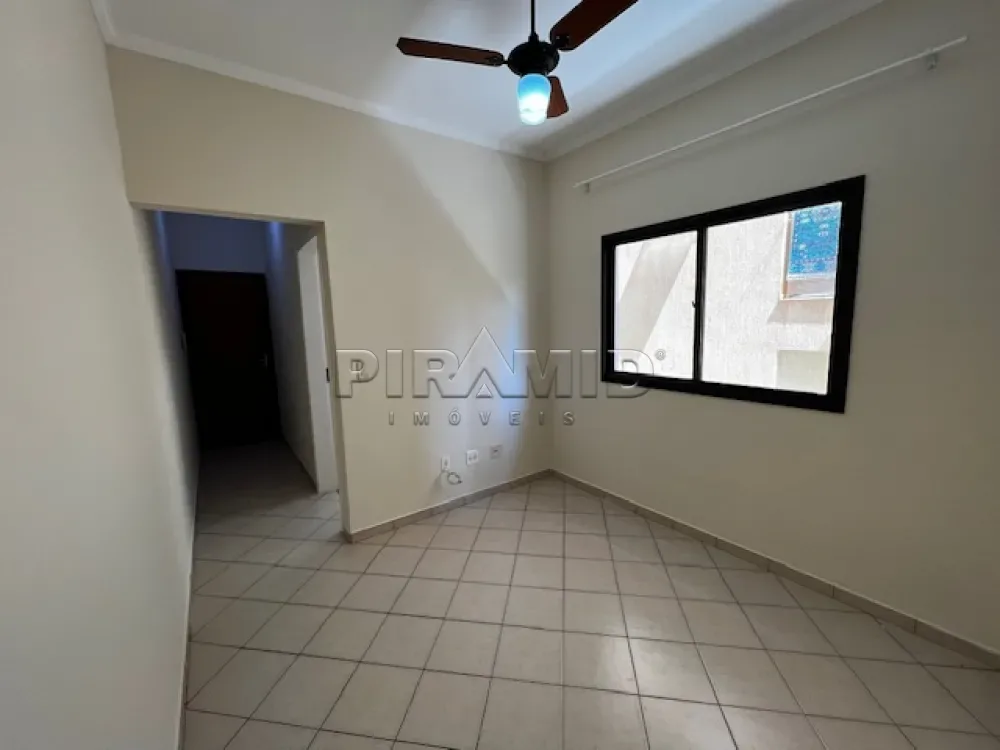 Alugar Apartamento / Padr&atilde;o em Ribeir&atilde;o Preto R$ 1.300,00 - Foto 2