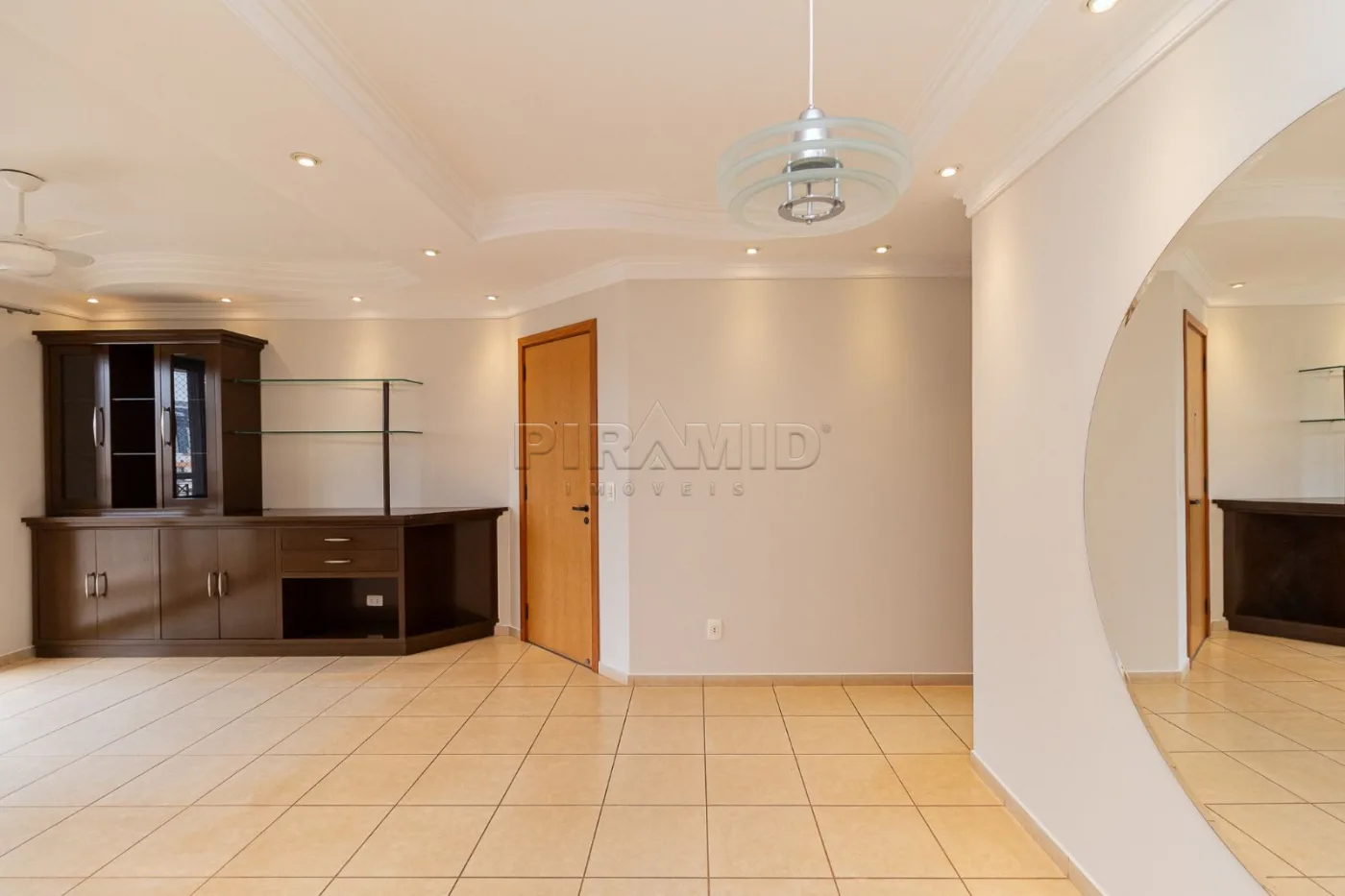 Alugar Apartamento / Padr&atilde;o em Ribeir&atilde;o Preto R$ 2.200,00 - Foto 1