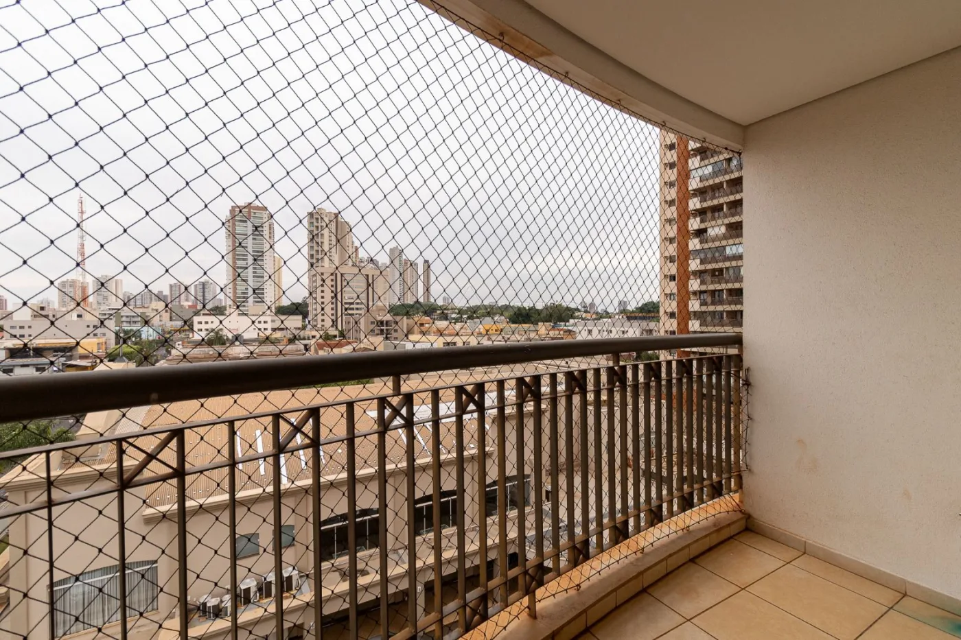 Alugar Apartamento / Padr&atilde;o em Ribeir&atilde;o Preto R$ 2.200,00 - Foto 7