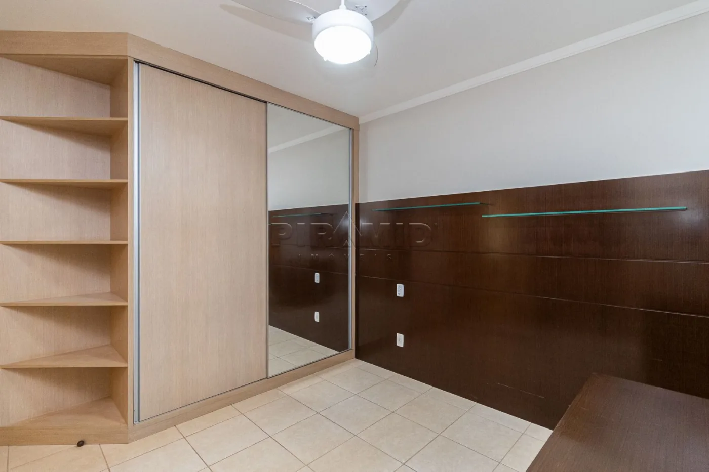 Alugar Apartamento / Padr&atilde;o em Ribeir&atilde;o Preto R$ 2.200,00 - Foto 14