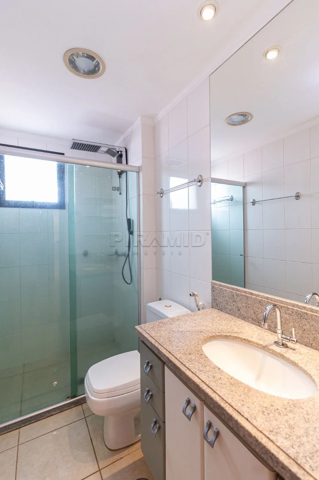 Alugar Apartamento / Padr&atilde;o em Ribeir&atilde;o Preto R$ 2.200,00 - Foto 15