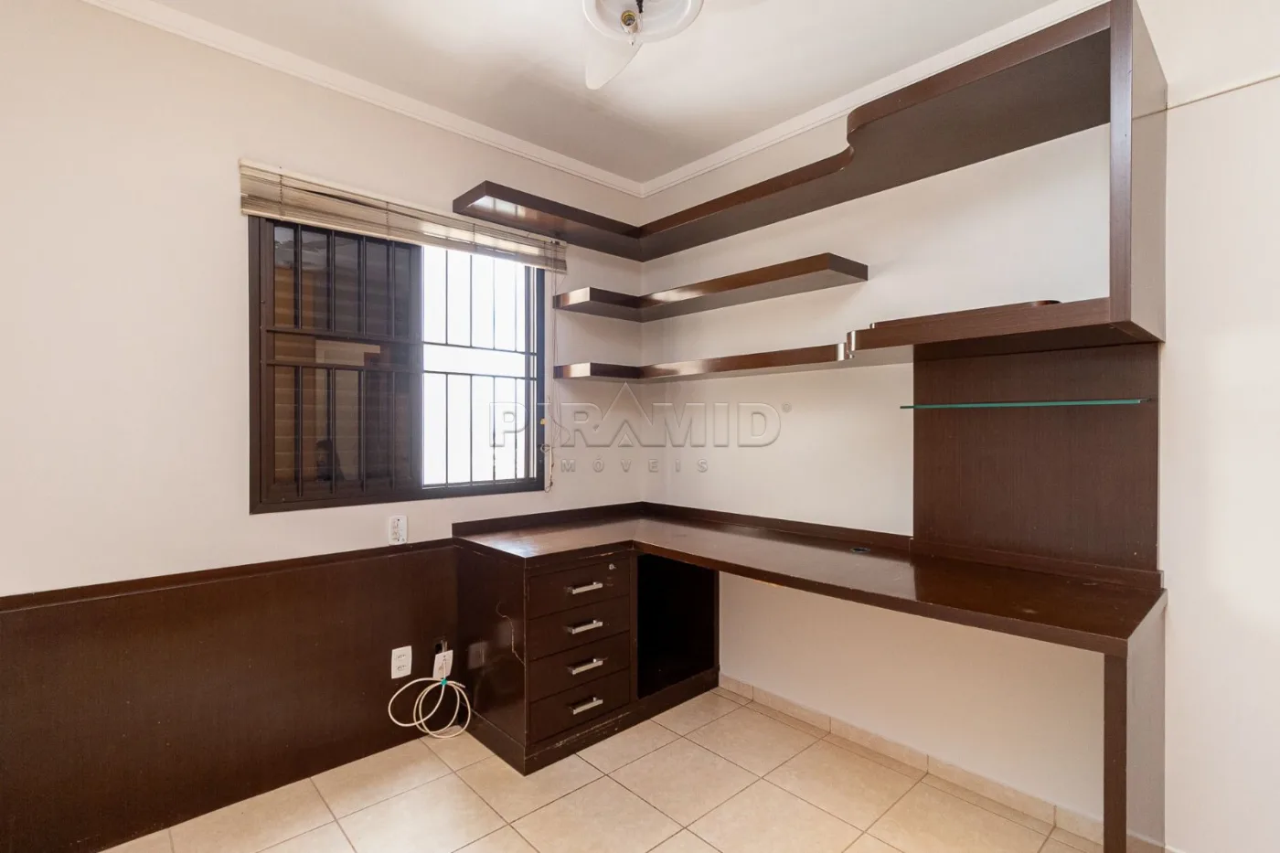 Alugar Apartamento / Padr&atilde;o em Ribeir&atilde;o Preto R$ 2.200,00 - Foto 21