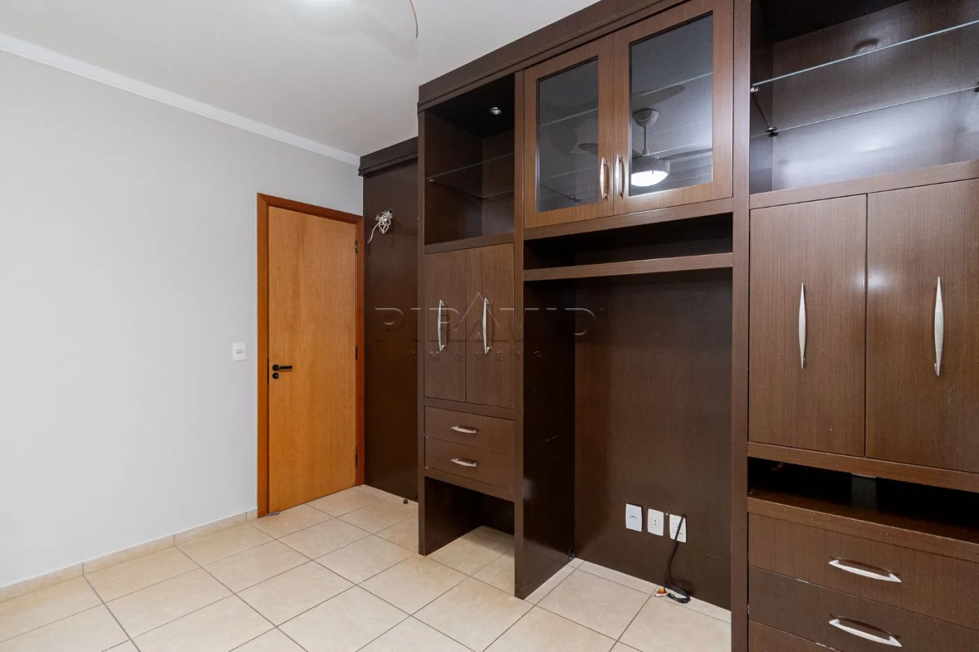 Alugar Apartamento / Padr&atilde;o em Ribeir&atilde;o Preto R$ 2.200,00 - Foto 22