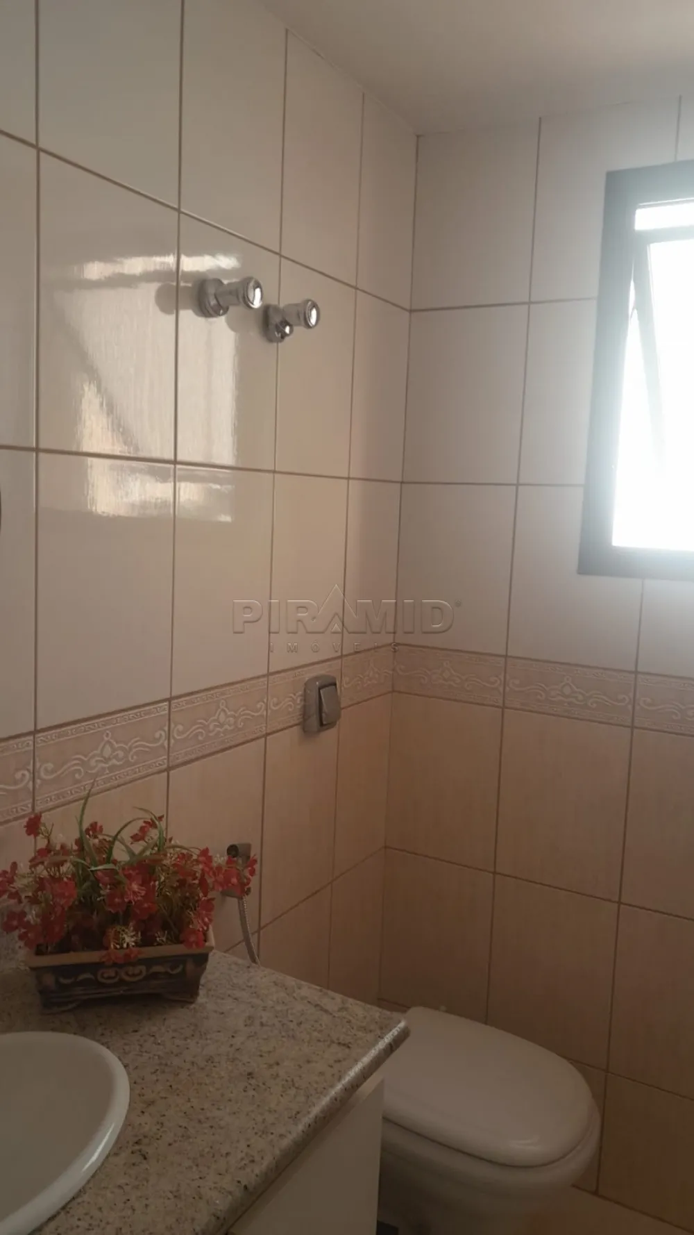 Alugar Apartamento / Padr&atilde;o em Ribeir&atilde;o Preto R$ 1.200,00 - Foto 11