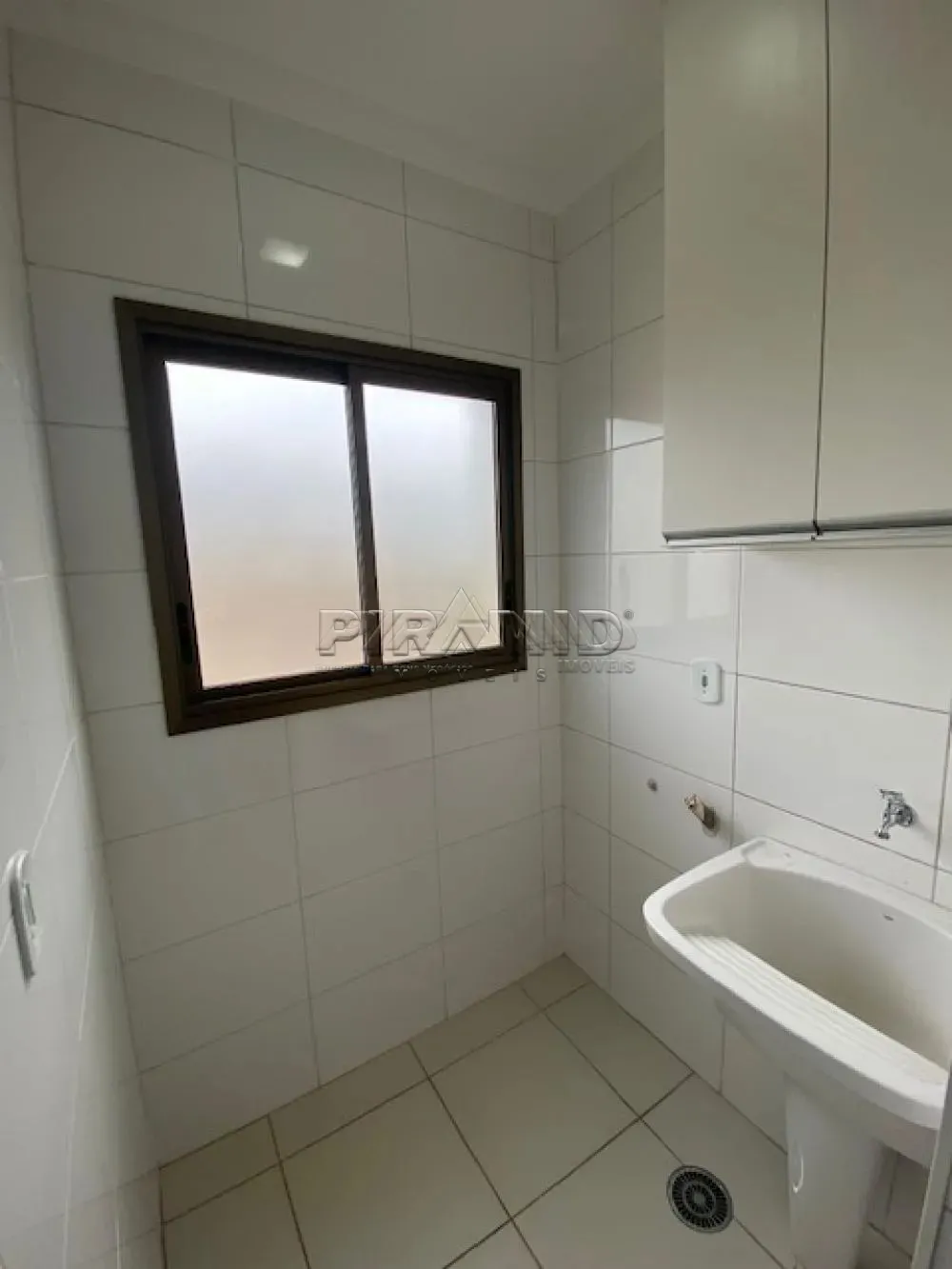 Alugar Apartamento / Padr&atilde;o em Ribeir&atilde;o Preto R$ 1.400,00 - Foto 7