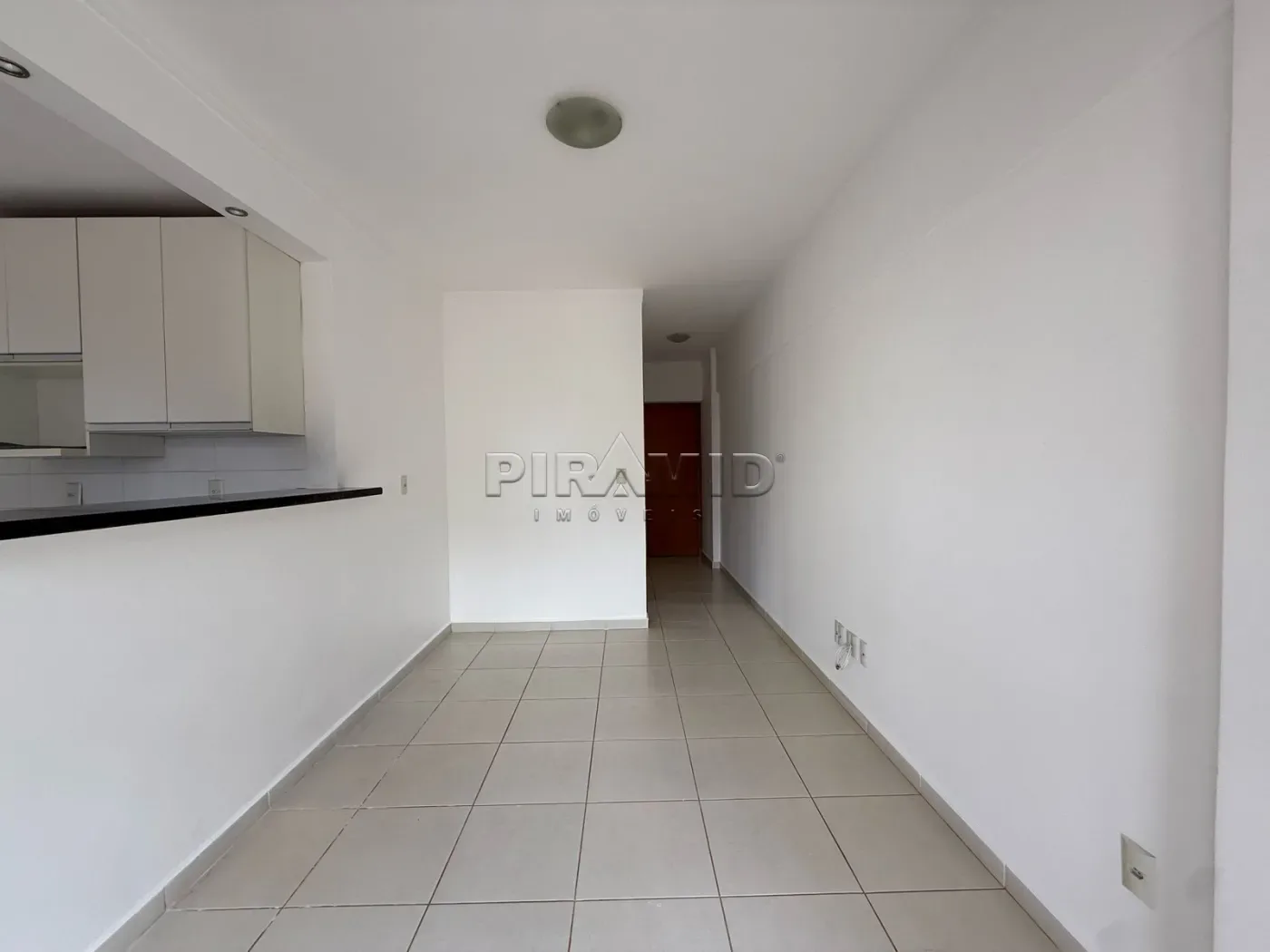 Alugar Apartamento / Padr&atilde;o em Ribeir&atilde;o Preto R$ 1.750,00 - Foto 5