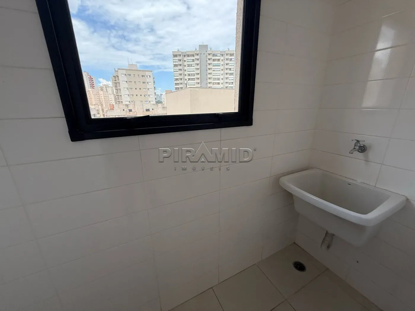 Alugar Apartamento / Padr&atilde;o em Ribeir&atilde;o Preto R$ 1.750,00 - Foto 19