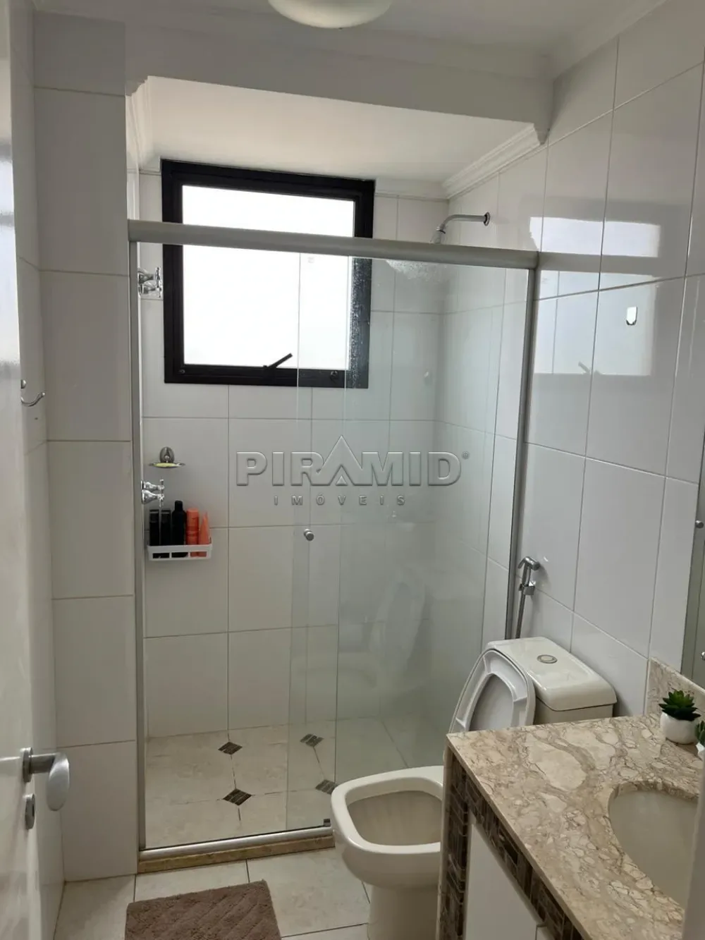 Alugar Apartamento / Padr&atilde;o em Ribeir&atilde;o Preto R$ 4.000,00 - Foto 19