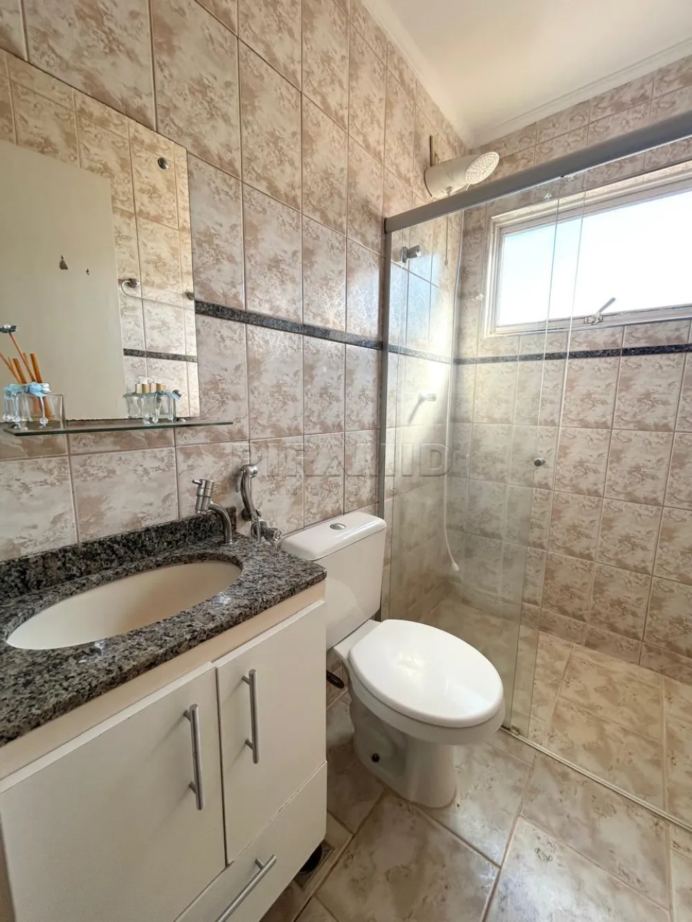 Alugar Apartamento / Padr&atilde;o em Ribeir&atilde;o Preto R$ 1.800,00 - Foto 14